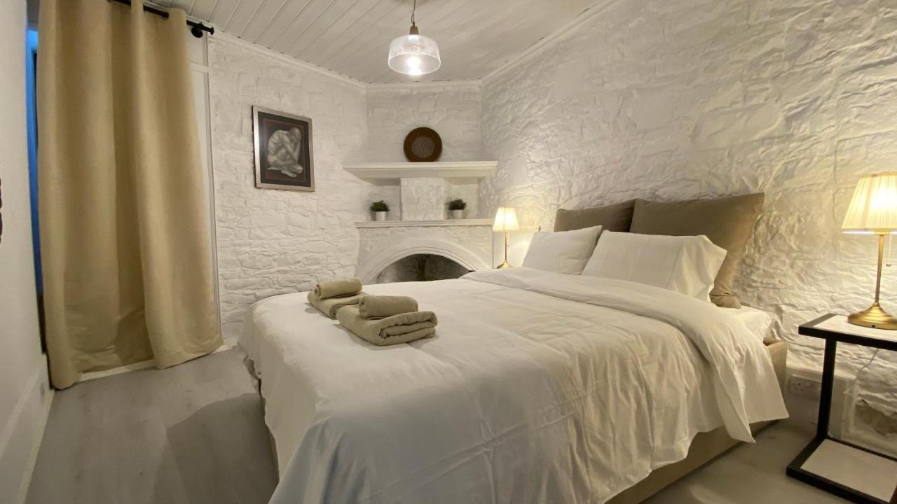 Leonys House By Trulycyprus Villa Dhoros ภายนอก รูปภาพ